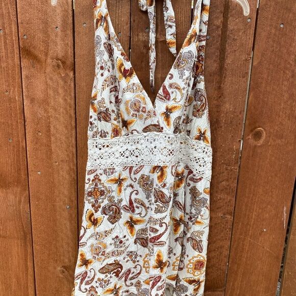 Self Esteem Floral Halter Top - Picture 3 of 10